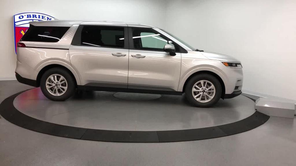 used 2022 Kia Carnival car, priced at $28,900