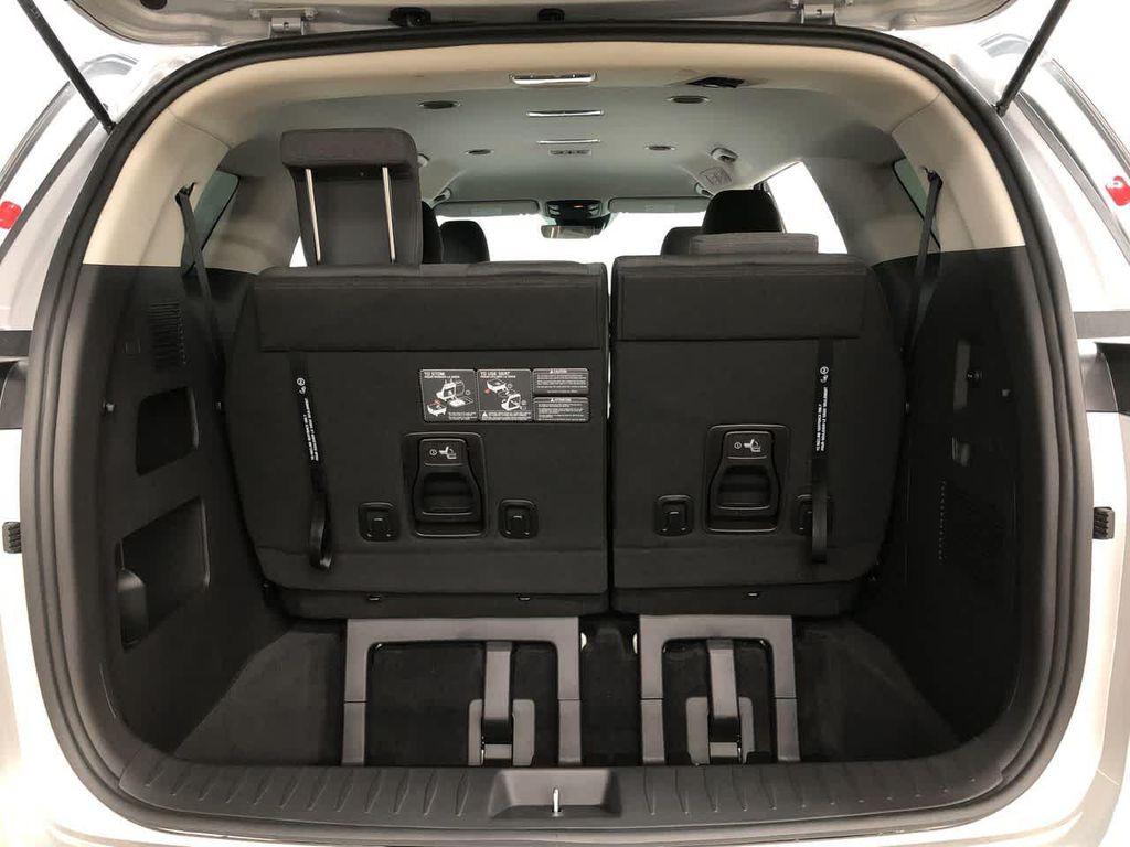 used 2022 Kia Carnival car, priced at $28,900