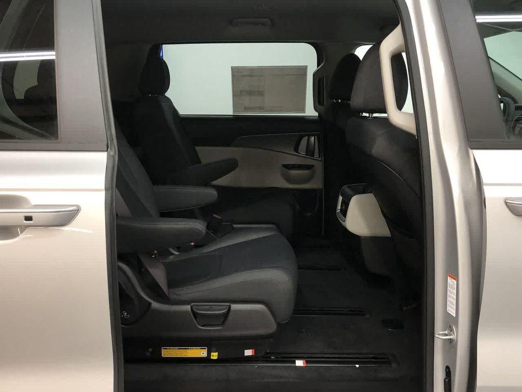 used 2022 Kia Carnival car, priced at $28,900