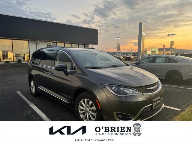 used 2017 Chrysler Pacifica car, priced at $15,900