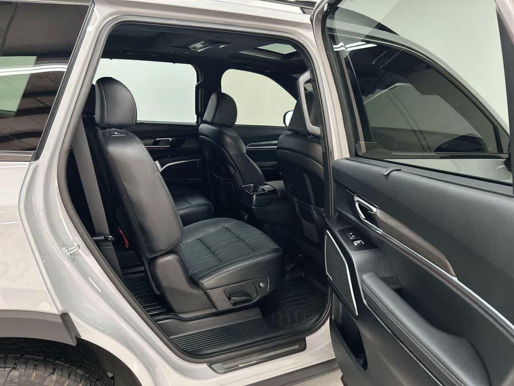 used 2024 Kia Telluride car, priced at $47,900