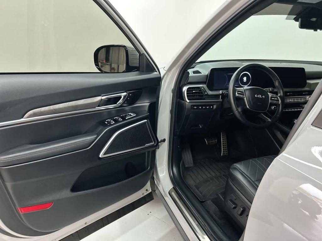 used 2024 Kia Telluride car, priced at $47,900