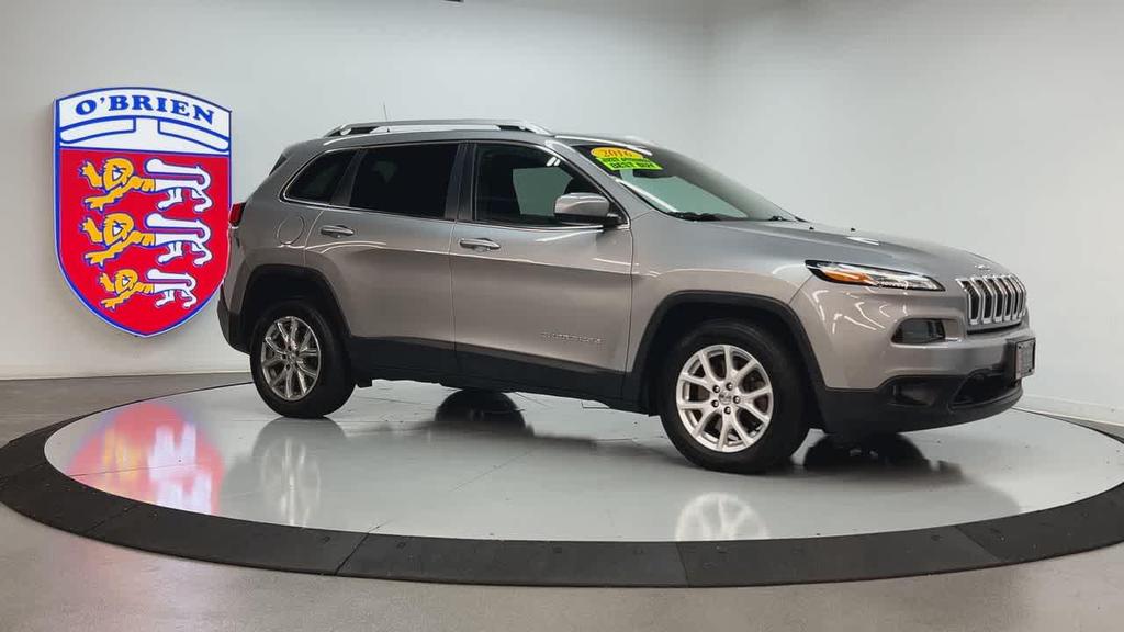 used 2016 Jeep Cherokee car, priced at $10,400