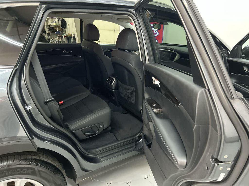 used 2020 Kia Sorento car, priced at $17,900