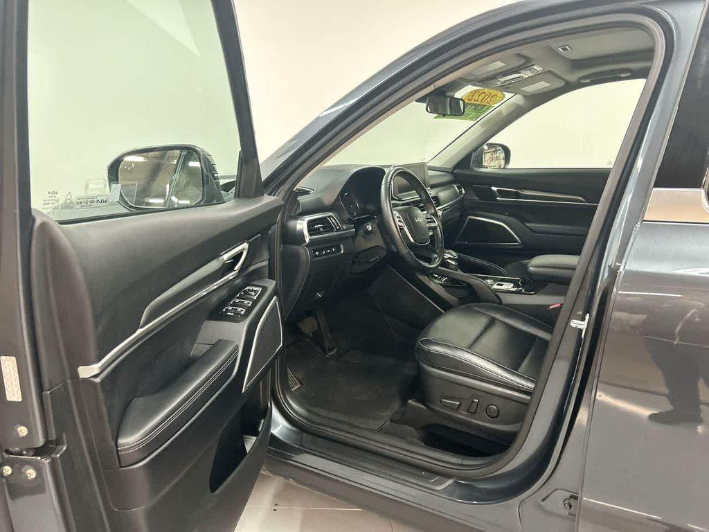 used 2022 Kia Telluride car, priced at $26,900