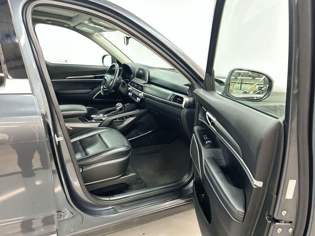 used 2022 Kia Telluride car, priced at $26,900