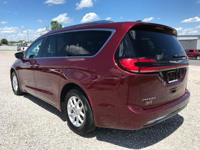 used 2021 Chrysler Pacifica car, priced at $21,498