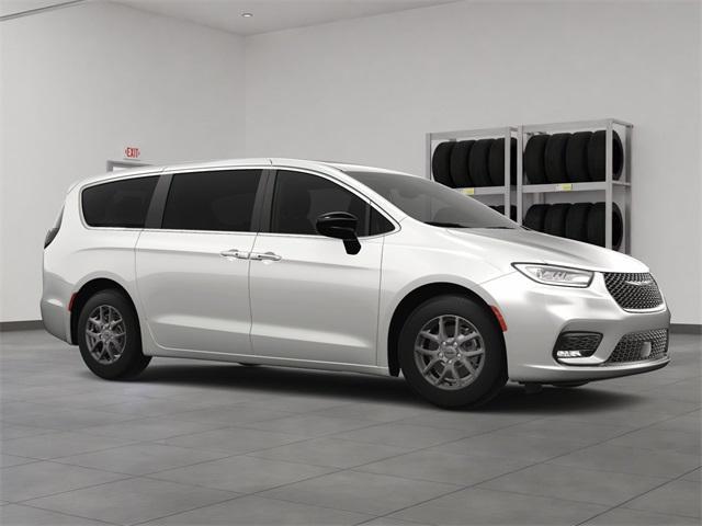 new 2024 Chrysler Pacifica car