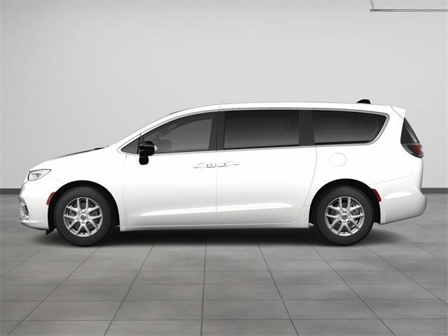 new 2024 Chrysler Pacifica car