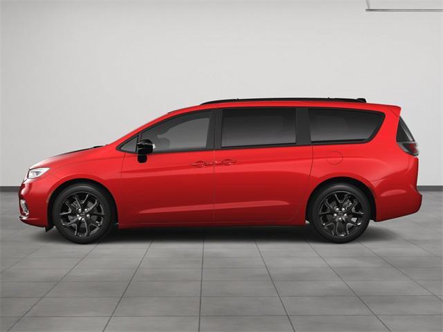 new 2024 Chrysler Pacifica car, priced at $44,099