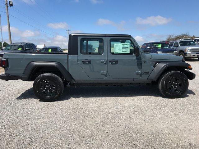 new 2024 Jeep Gladiator car, priced at $44,480