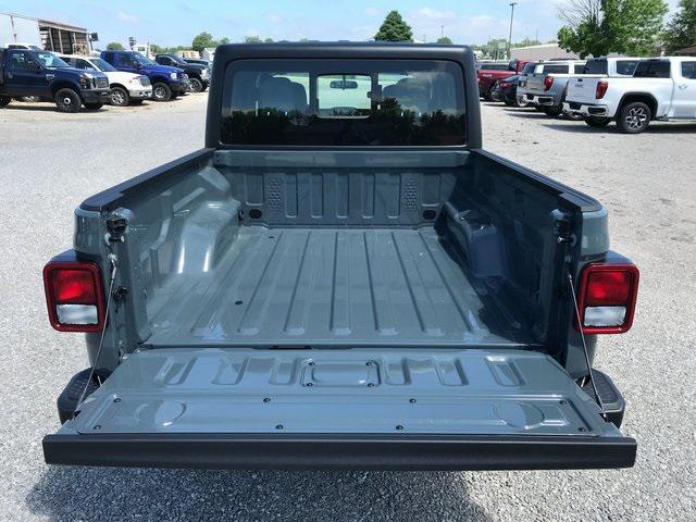 new 2024 Jeep Gladiator car, priced at $44,480