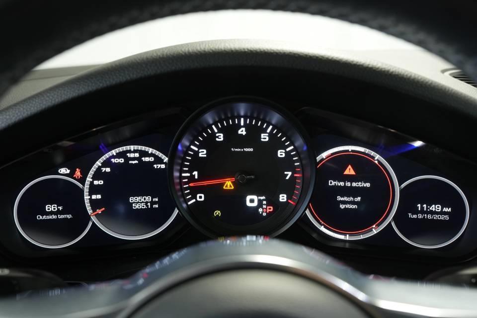used 2019 Porsche Cayenne car, priced at $38,492