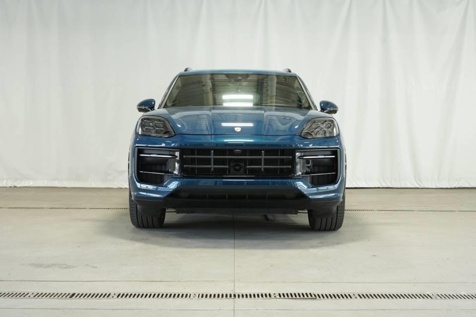 used 2025 Porsche Cayenne car, priced at $171,991