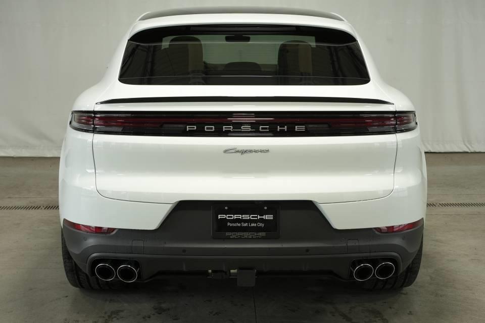 new 2025 Porsche Cayenne car, priced at $125,675