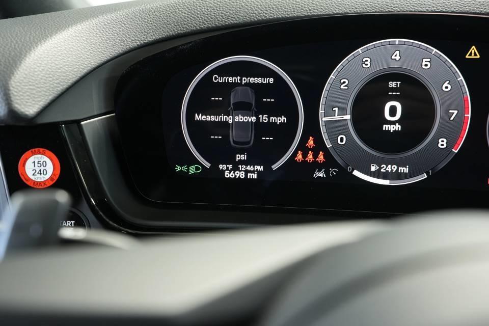 new 2024 Porsche Cayenne car, priced at $93,991