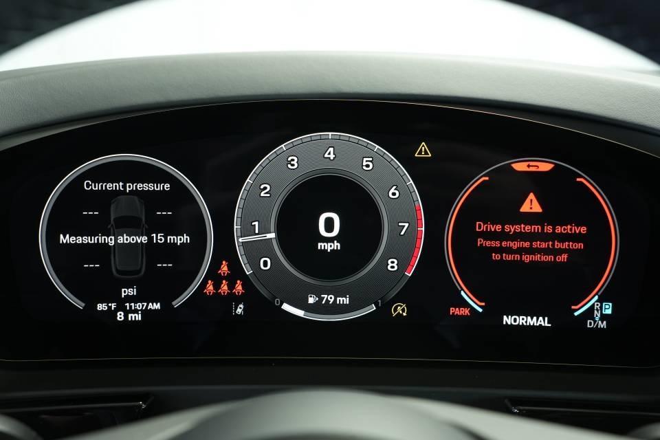 new 2025 Porsche Cayenne car, priced at $114,315