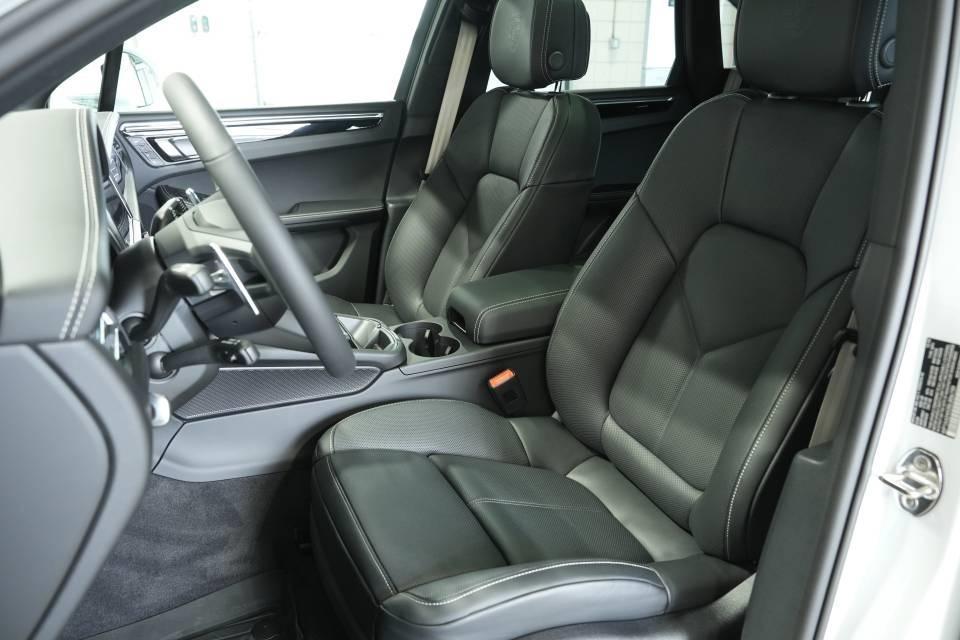 new 2025 Porsche Macan car, priced at $74,291