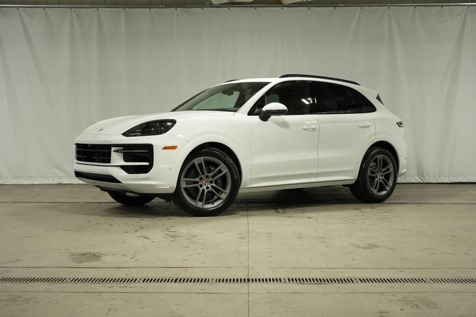 new 2025 Porsche Cayenne car, priced at $107,065