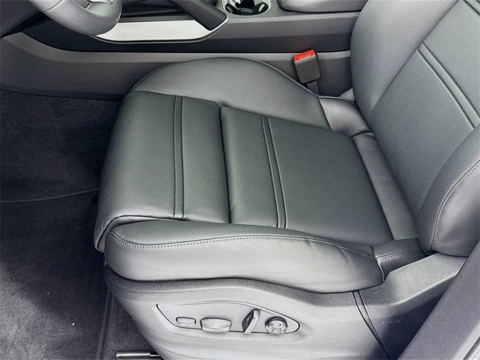 new 2026 Porsche Cayenne car, priced at $119,410