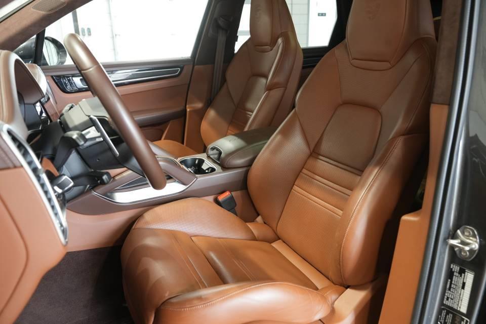used 2020 Porsche Cayenne E-Hybrid car, priced at $119,991