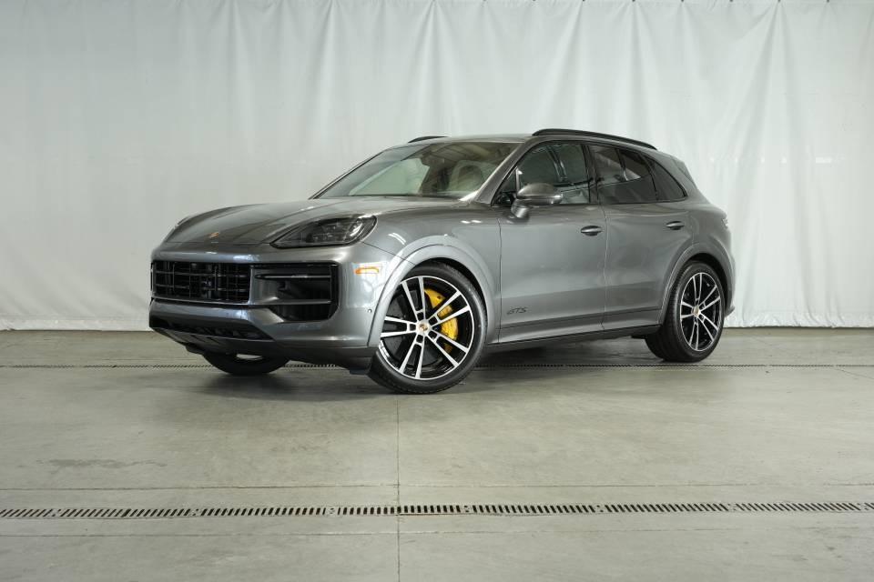 new 2025 Porsche Cayenne car, priced at $184,465