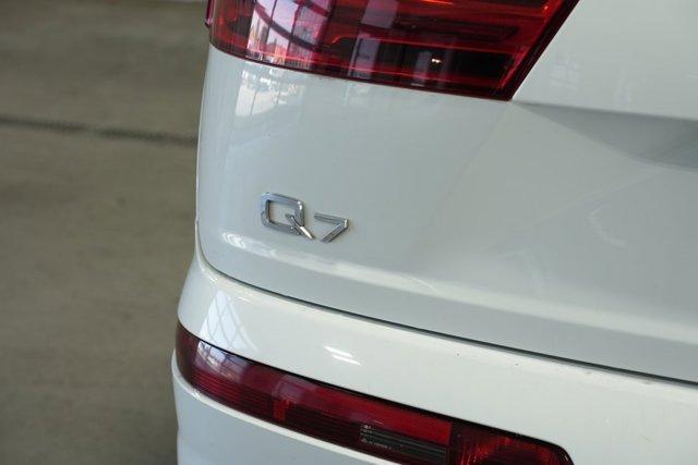 used 2017 Audi Q7 car, priced at $17,492