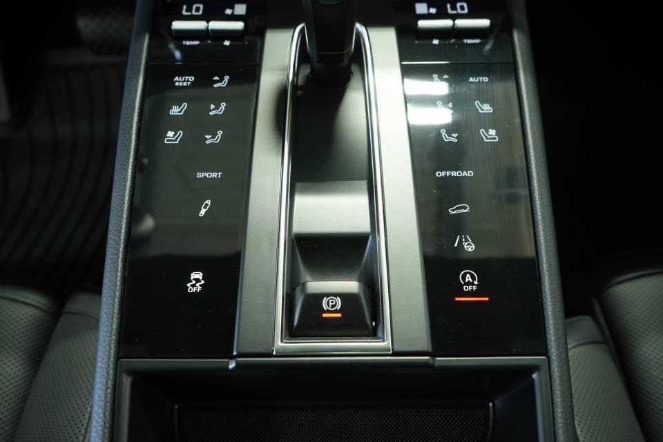 used 2024 Porsche Macan car, priced at $67,994