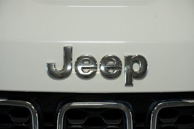 used 2017 Jeep Grand Cherokee car, priced at $17,491