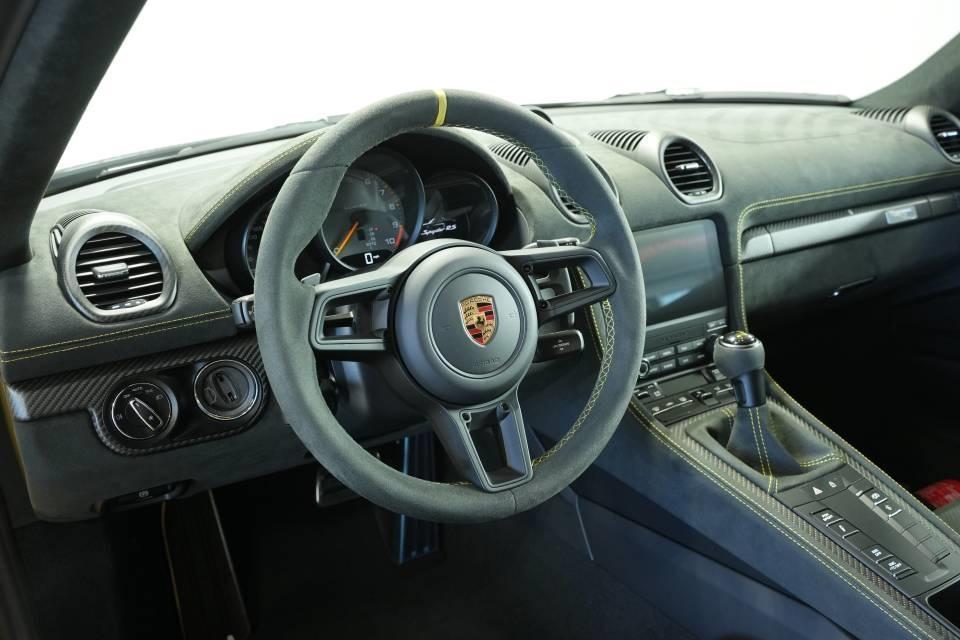 used 2025 Porsche 718 Spyder car, priced at $225,999