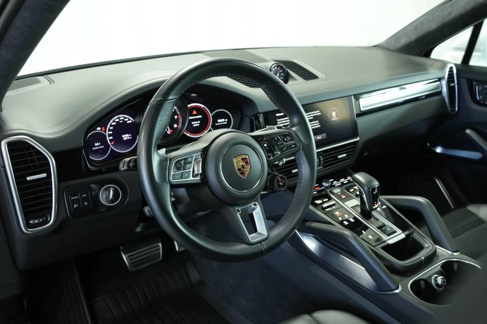 used 2022 Porsche Cayenne car, priced at $107,991