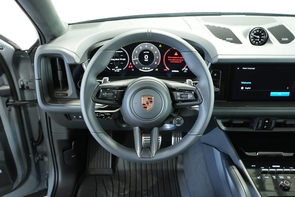 new 2025 Porsche Cayenne car, priced at $164,495