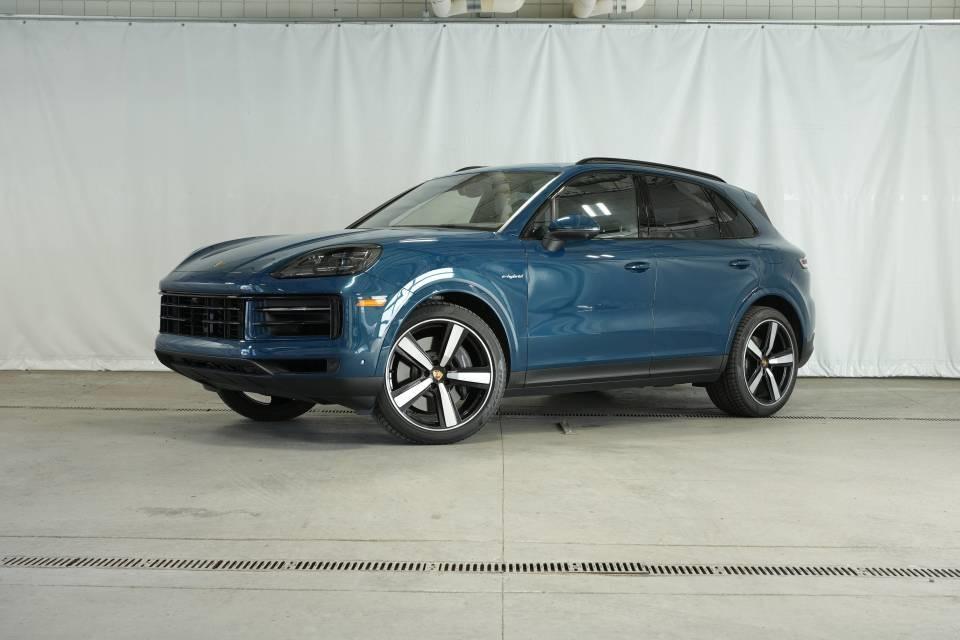 used 2024 Porsche Cayenne E-Hybrid car, priced at $113,991