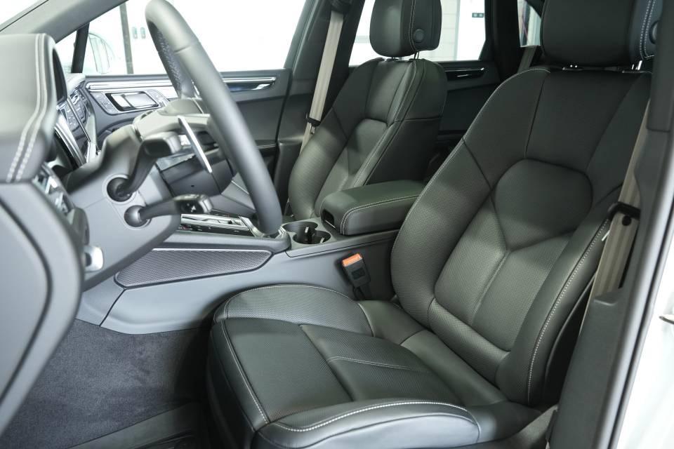 new 2025 Porsche Macan car, priced at $80,685
