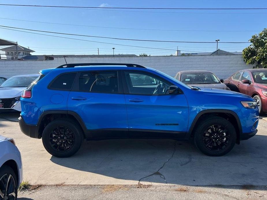 used 2023 Jeep Cherokee car, priced at $25,649