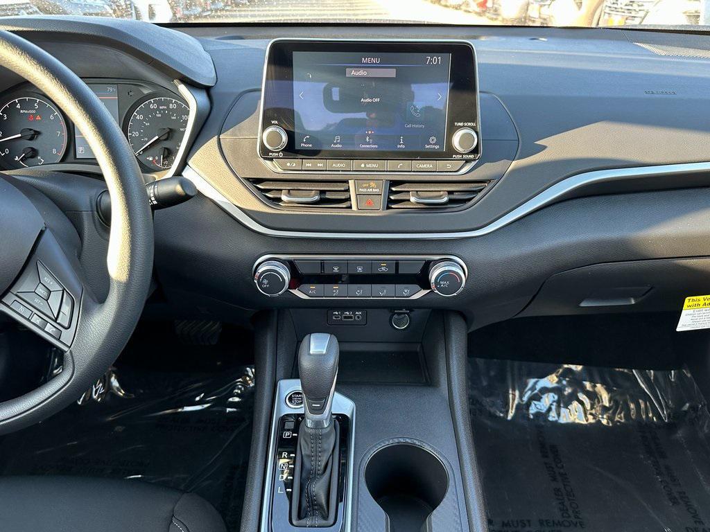 new 2025 Nissan Altima car, priced at $26,302