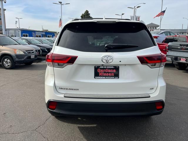 used 2019 Toyota Highlander car, priced at $23,888