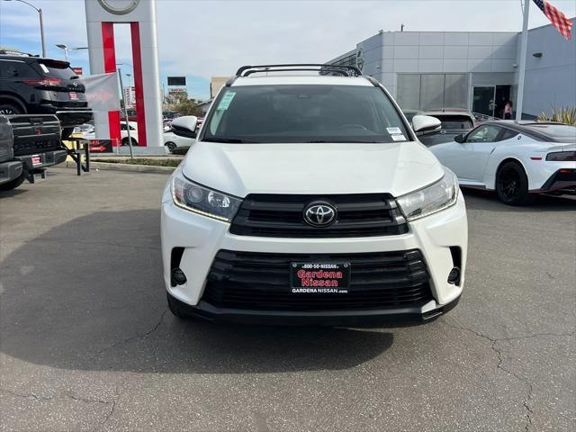 used 2019 Toyota Highlander car, priced at $23,888