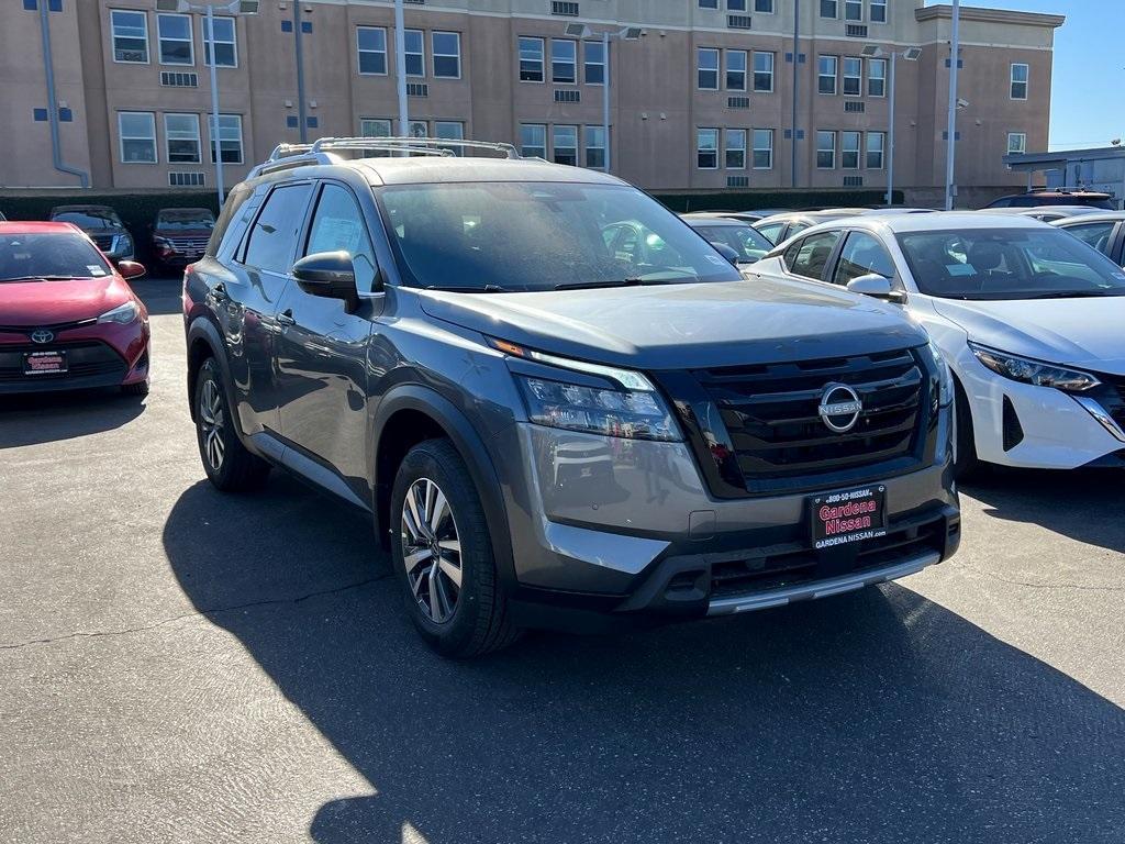 new 2025 Nissan Pathfinder car, priced at $43,454