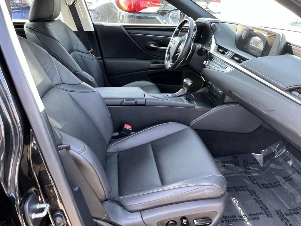 used 2021 Lexus ES 250 car, priced at $28,629