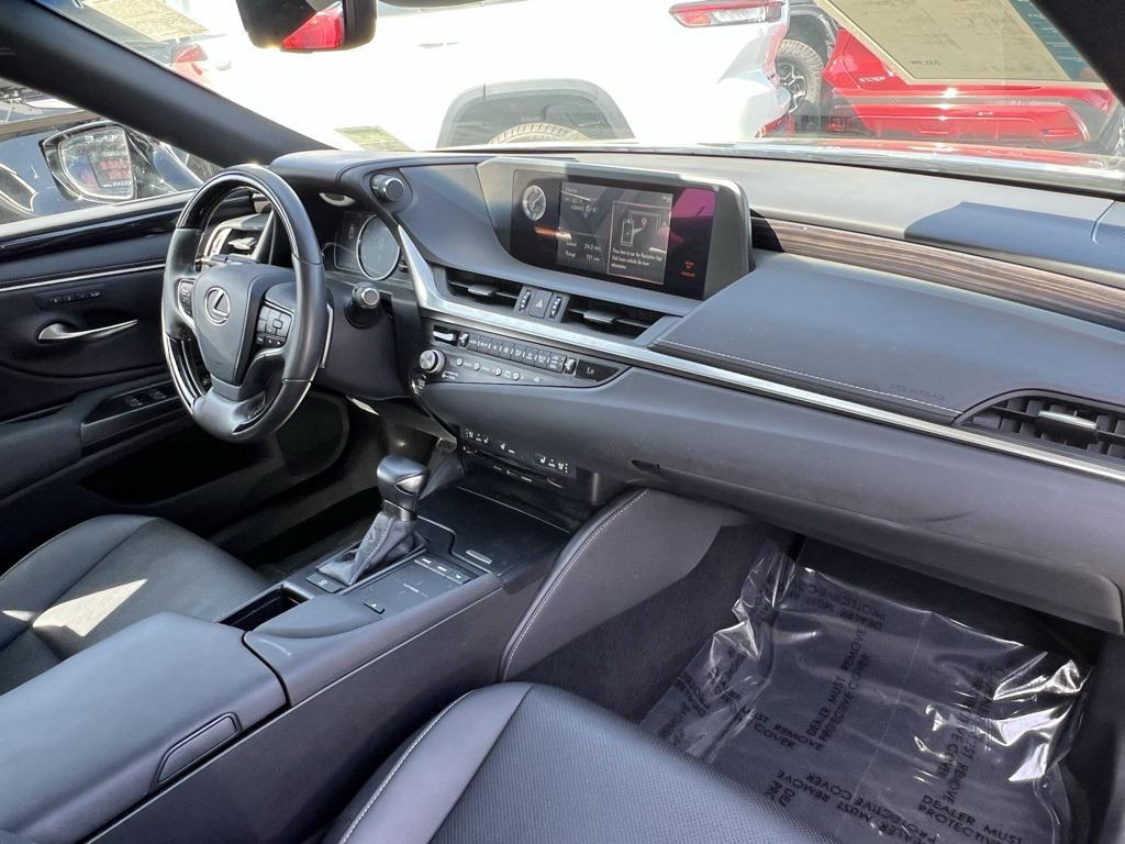 used 2021 Lexus ES 250 car, priced at $28,629