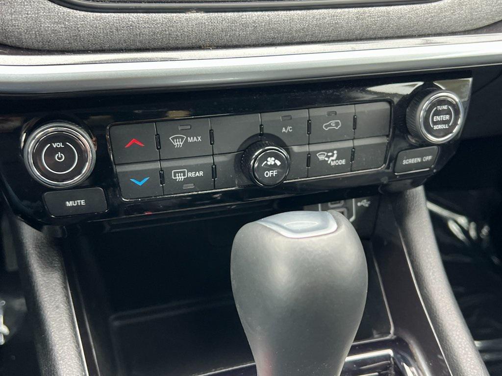 used 2022 Jeep Compass car, priced at $19,995