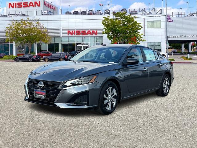 new 2025 Nissan Altima car
