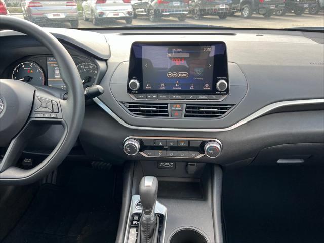 new 2025 Nissan Altima car, priced at $27,640