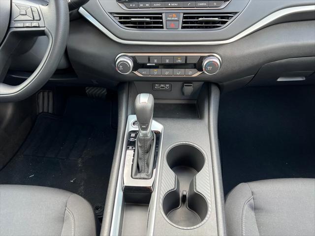 new 2025 Nissan Altima car, priced at $27,640