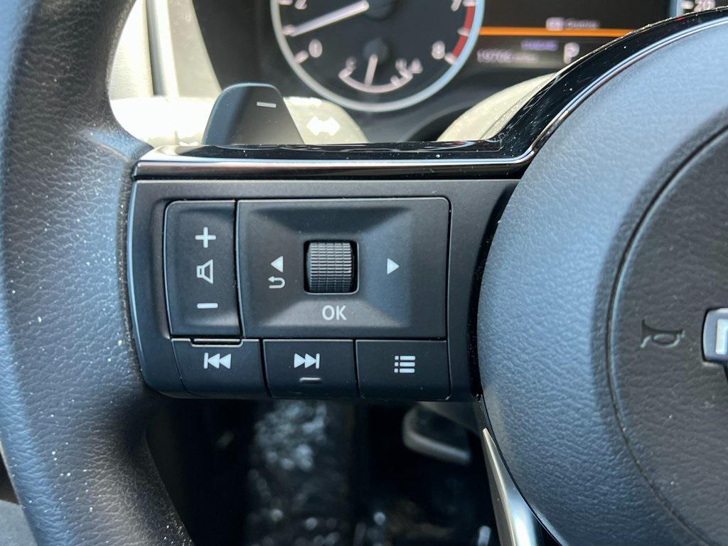 used 2022 Nissan Rogue car, priced at $23,808