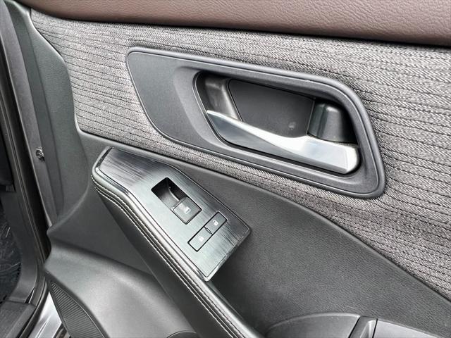 used 2022 Nissan Rogue car, priced at $23,717