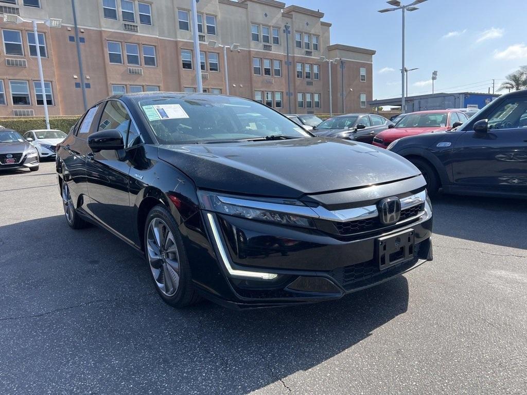 used 2018 Honda Clarity Plug-In Hybrid car, priced at $13,998