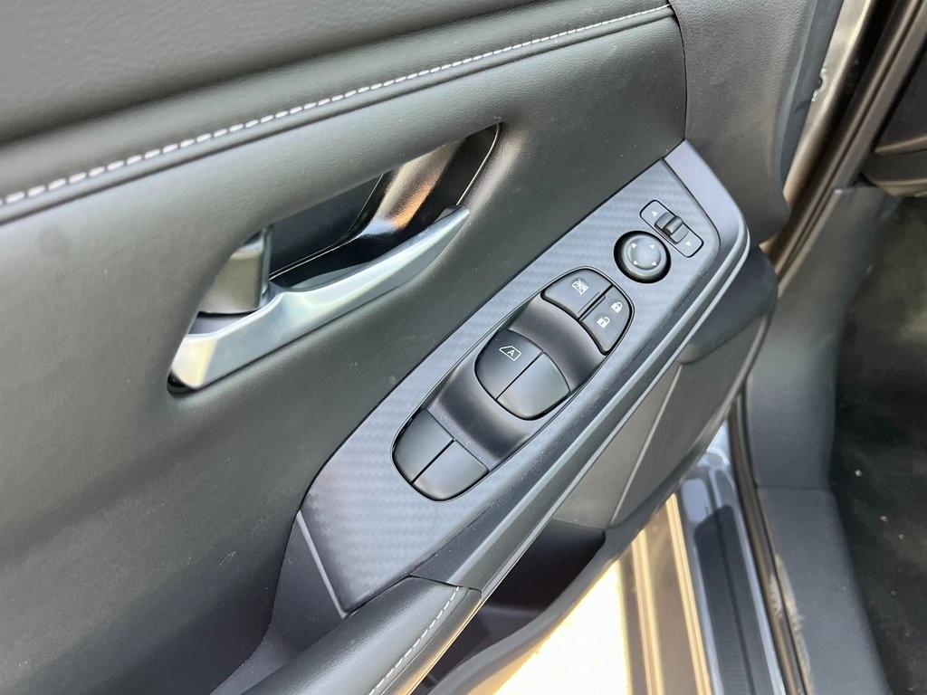 new 2025 Nissan Sentra car, priced at $23,422