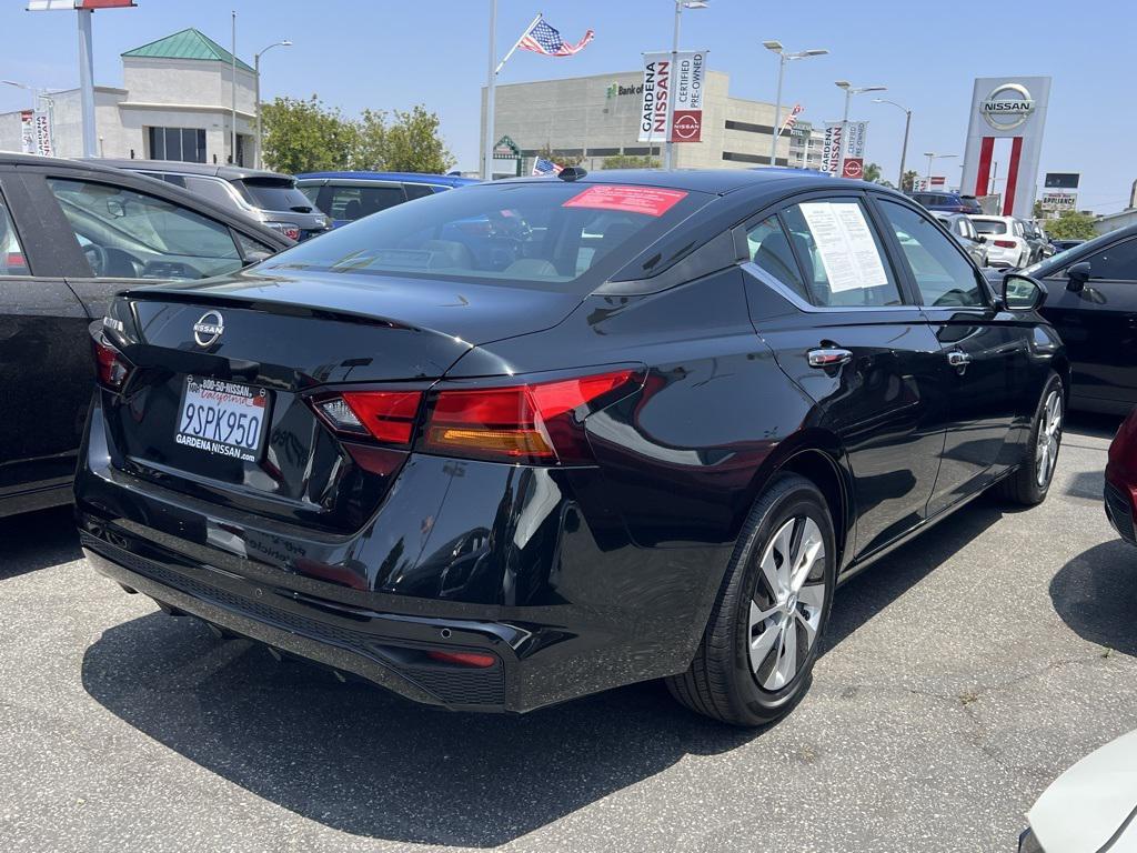 used 2025 Nissan Altima car, priced at $25,999